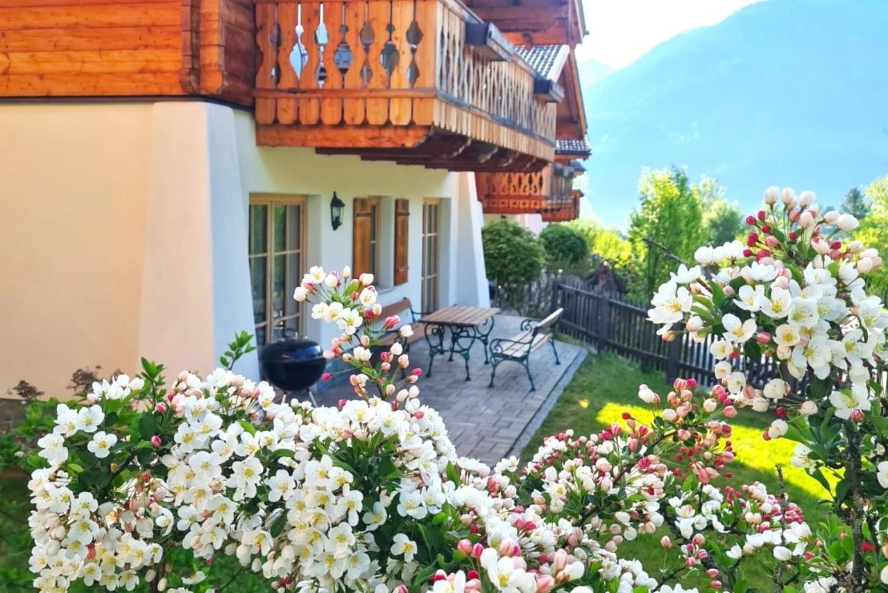 Chaletdorf Am Sonnenhang Neukirchen am Großvenediger Exteriör bild