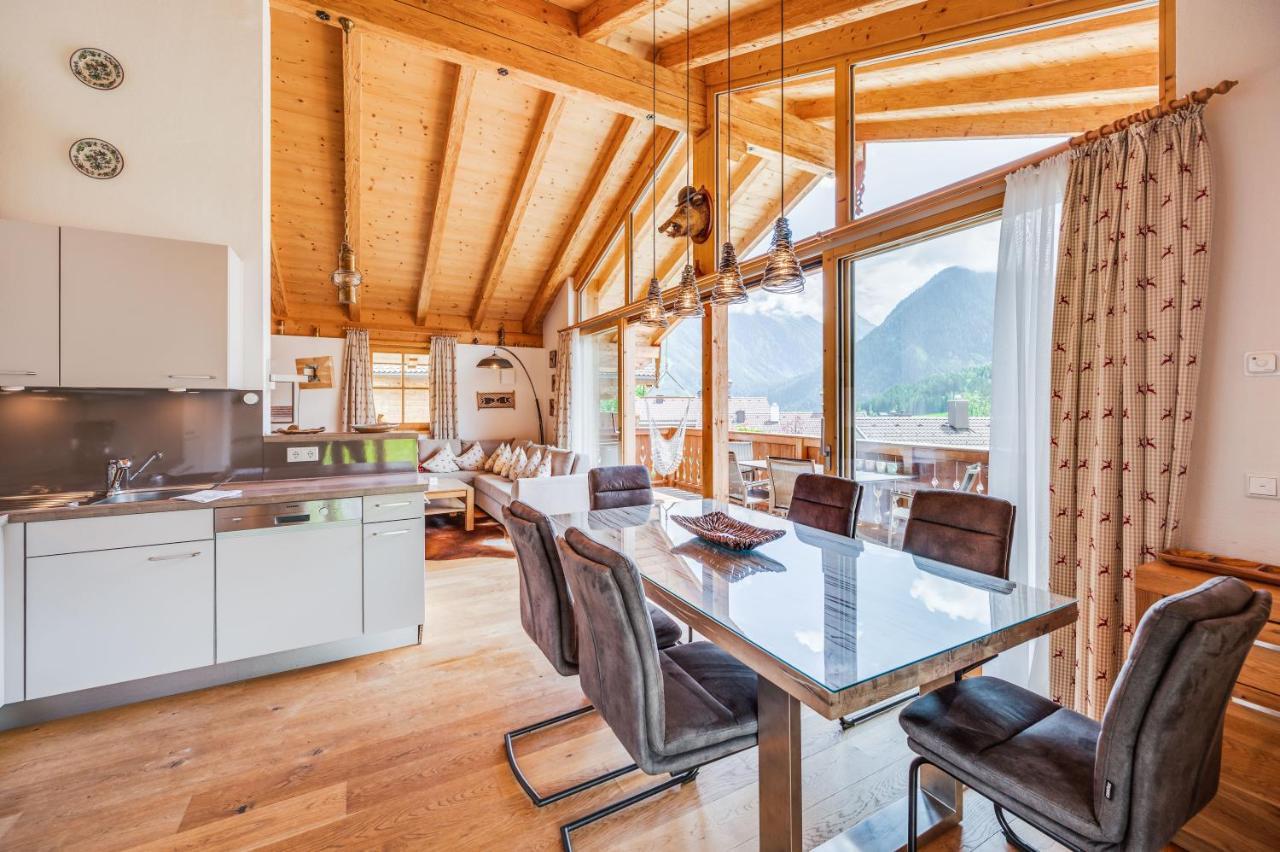 Chaletdorf Am Sonnenhang Neukirchen am Großvenediger Exteriör bild